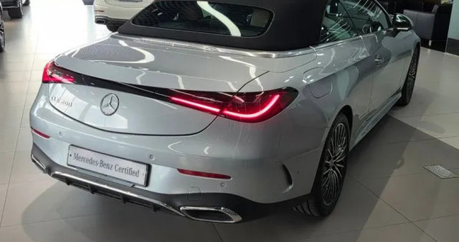 Mercedes-Benz Cle-Class 