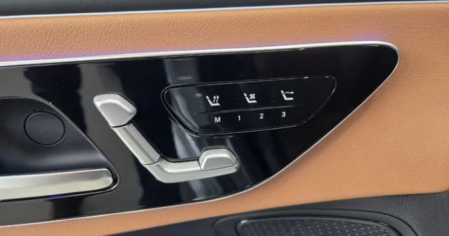 Mercedes-Benz Cle-Class 