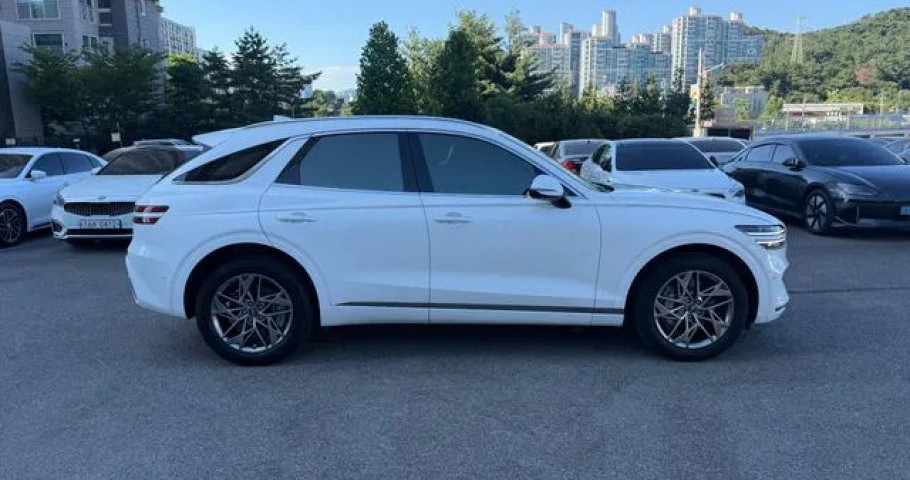 Genesis Gv70 