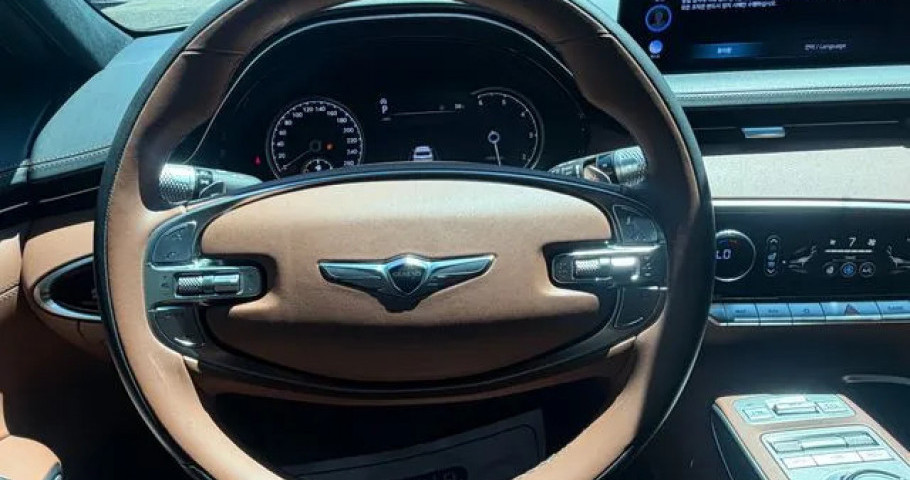 Genesis Gv70 