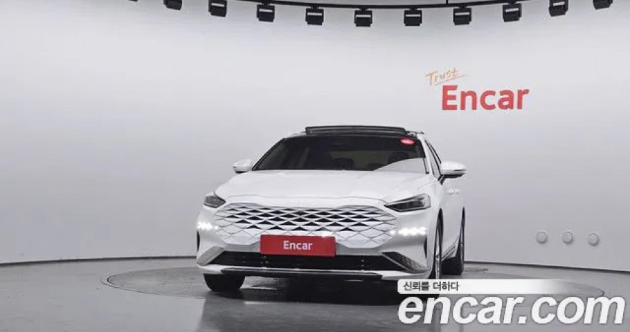 Kia K8 