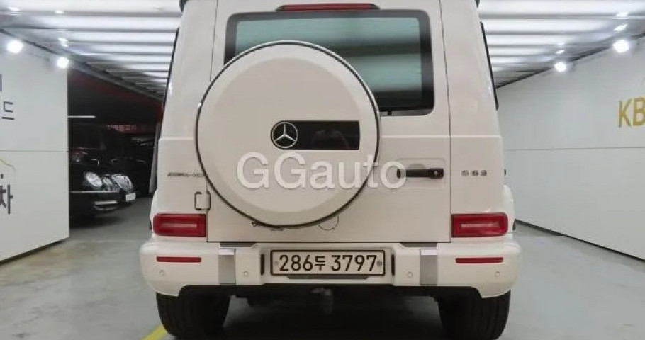 Mercedes-Benz G-Class 