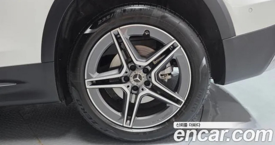 Mercedes-Benz Glb-Class 