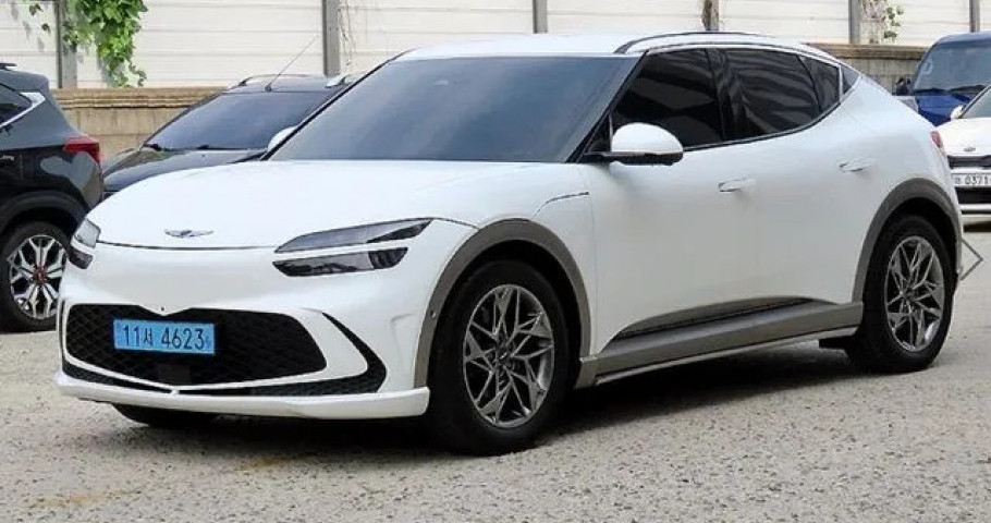 Genesis Gv60 