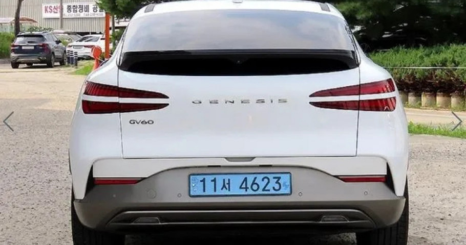 Genesis Gv60 