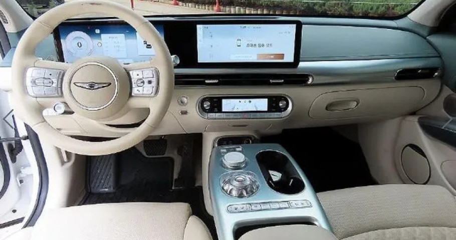 Genesis Gv60 
