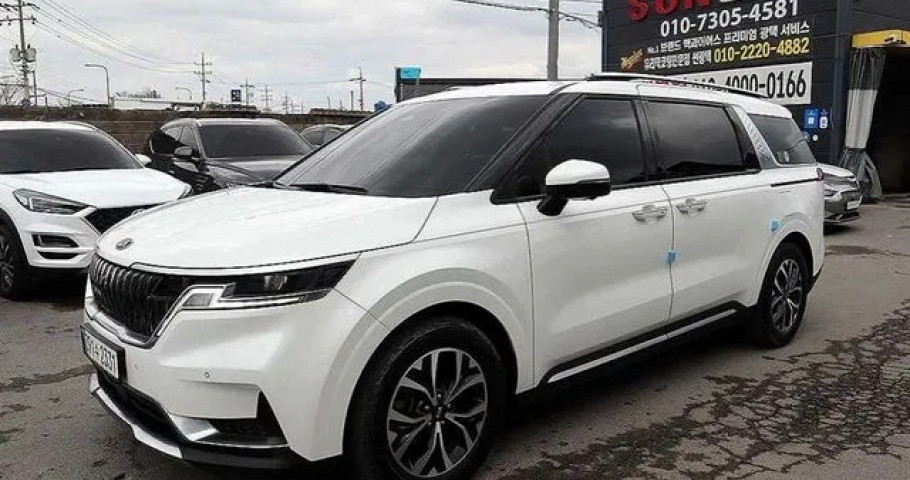 Kia Carnival 