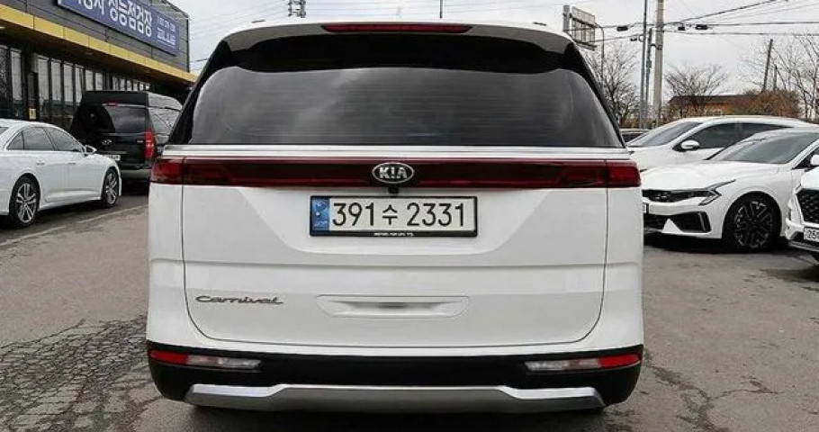 Kia Carnival 
