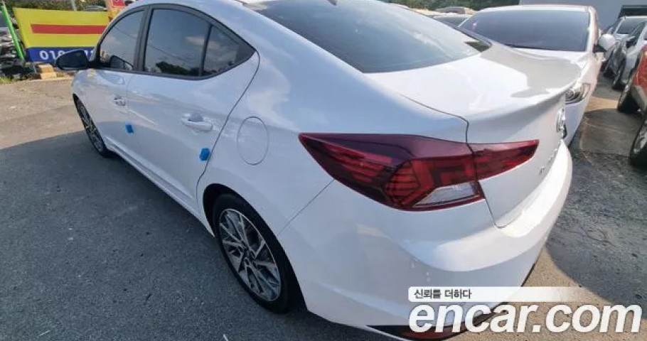Hyundai Avante (Elantra) 