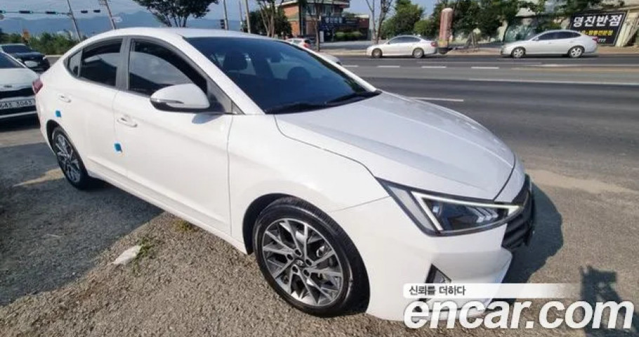 Hyundai Avante (Elantra) 
