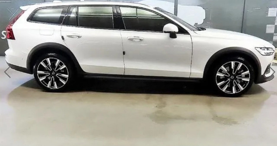 Volvo V60 