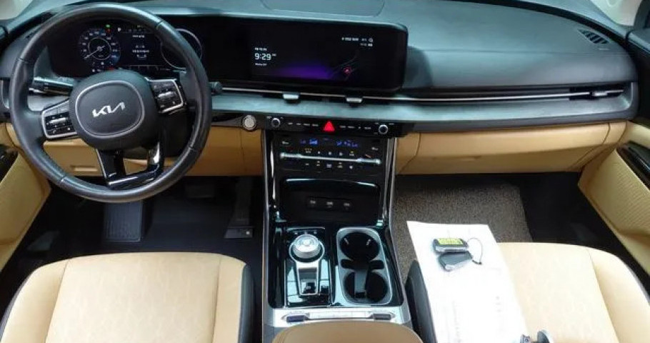 Kia Carnival 