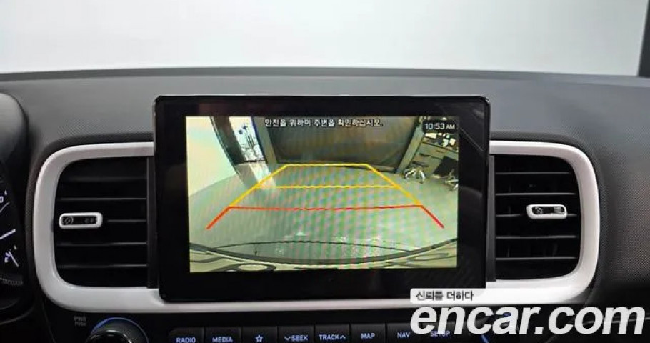 Hyundai Venue 