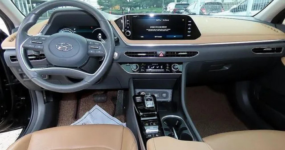 Hyundai Sonata 