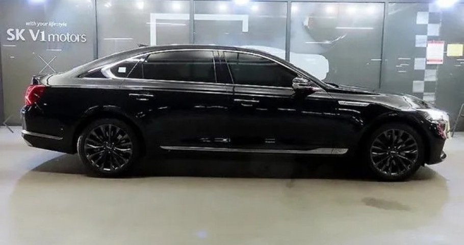 Kia K9 