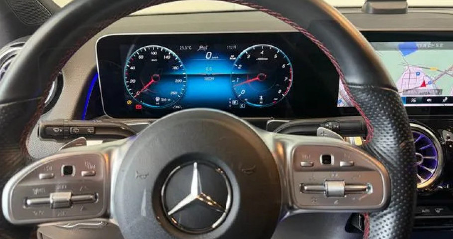 Mercedes-Benz Glb-Class 