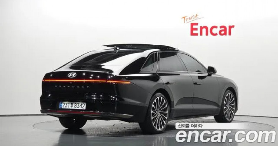 Hyundai Grandeur 
