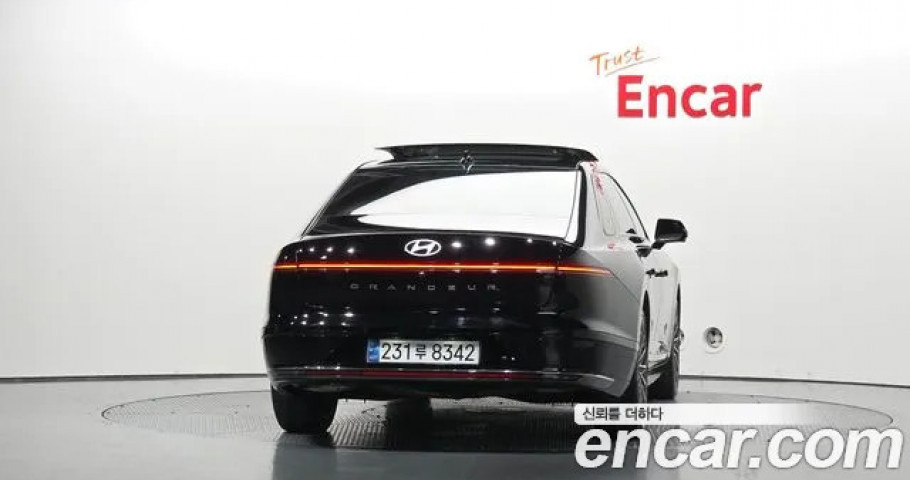 Hyundai Grandeur 