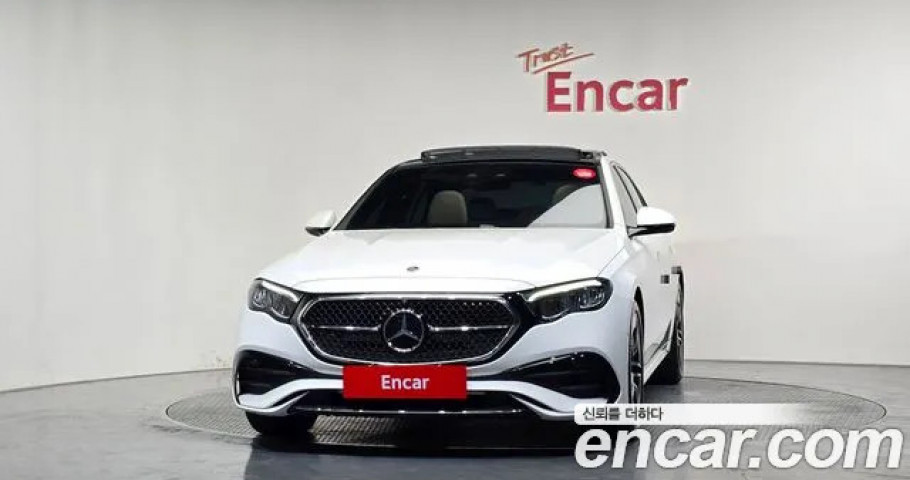 Mercedes-Benz E-Class 