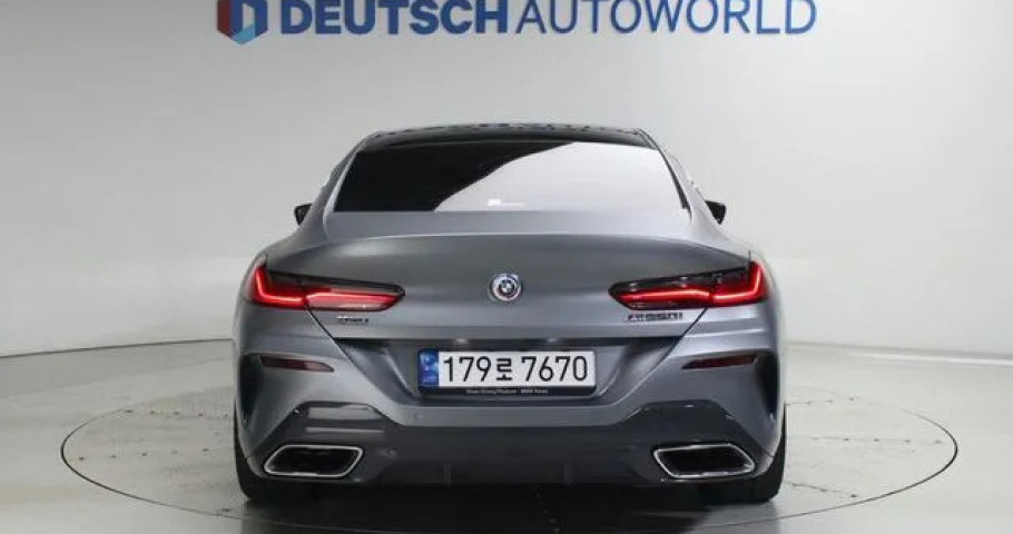Bmw 8-Series 