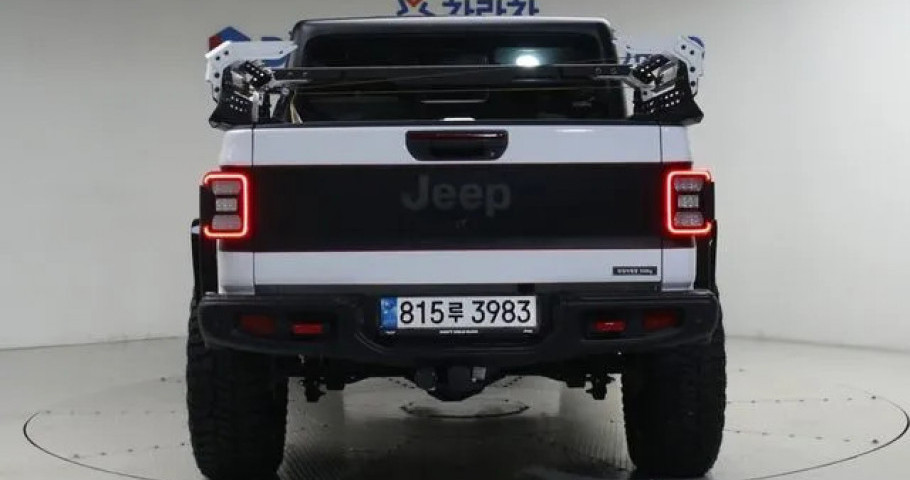 Jeep Gladiator 