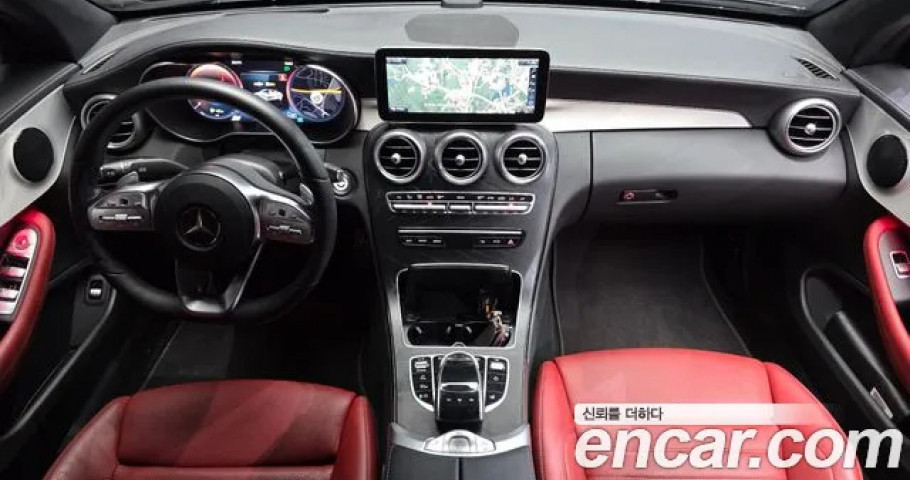 Mercedes-Benz C-Class 