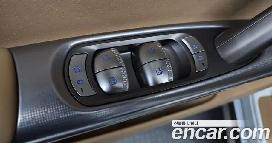 Genesis Gv60 