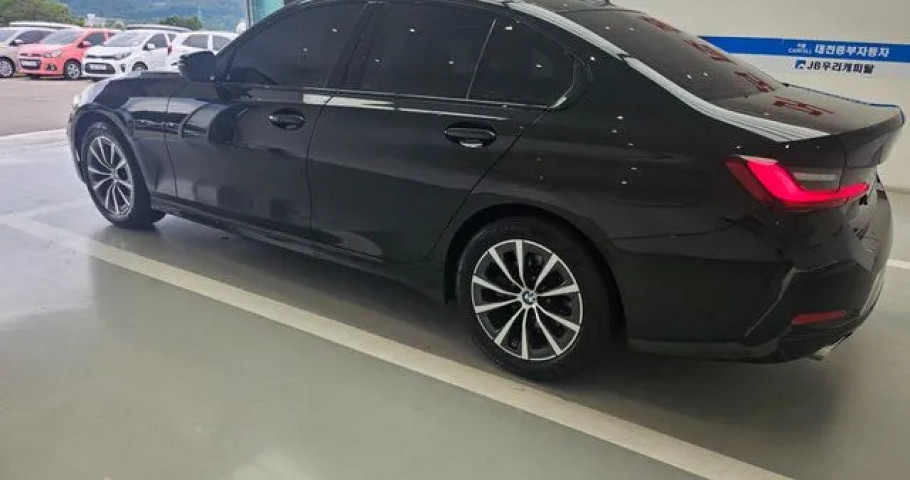 Bmw 3-Series 