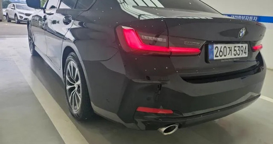 Bmw 3-Series 