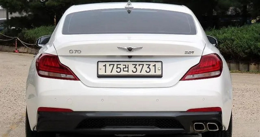 Genesis G70 