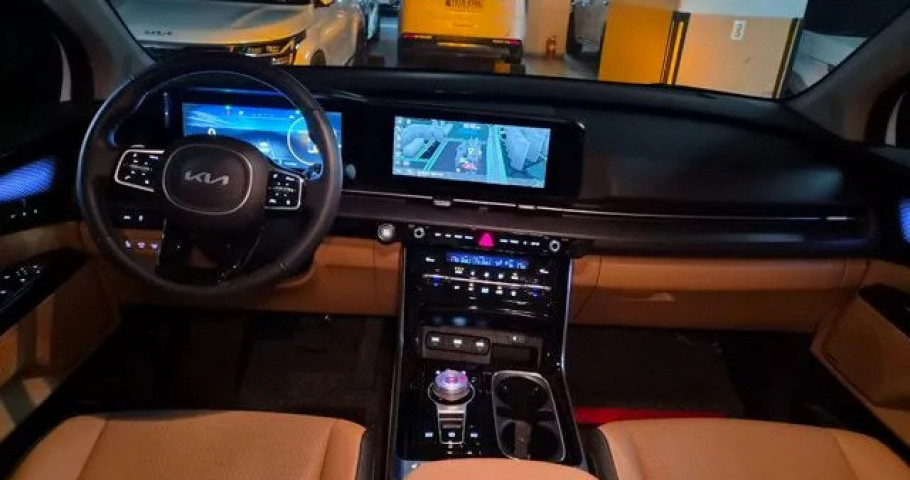Kia Carnival 