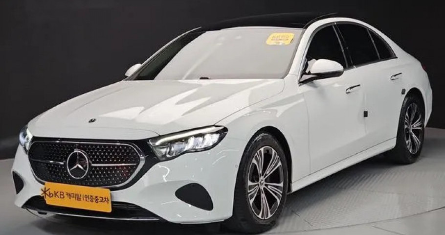 Mercedes-Benz E-Class 