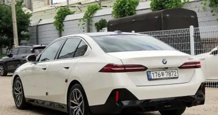 Bmw 5-Series 