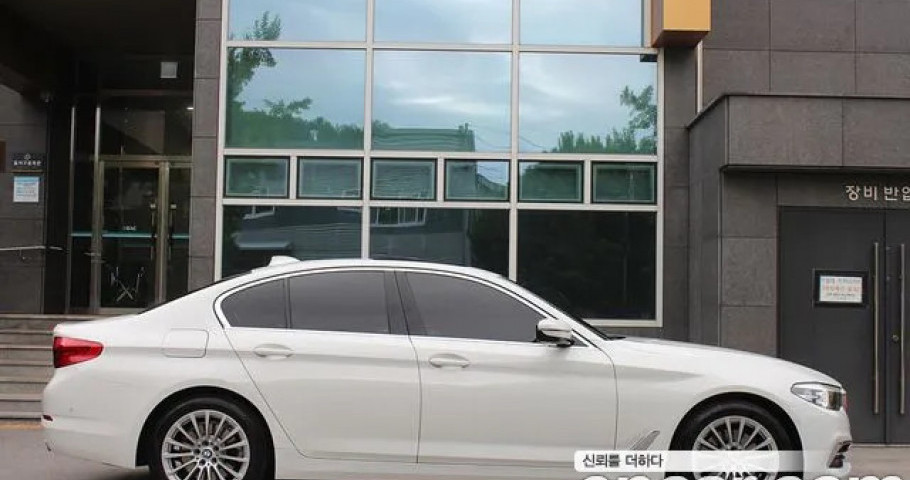 Bmw 5-Series 