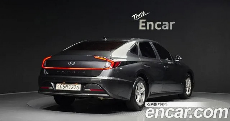 Hyundai Sonata 