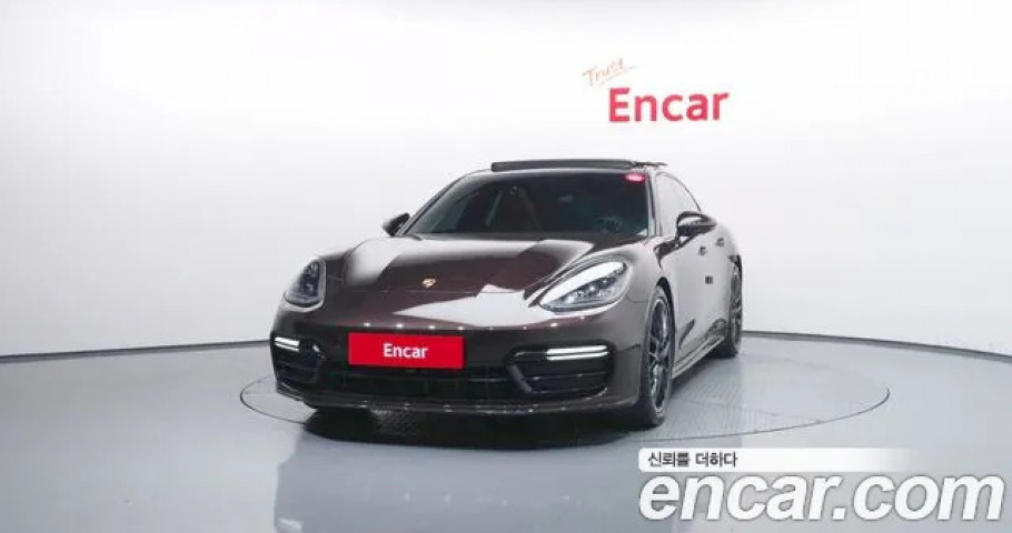 Porsche Panamera 