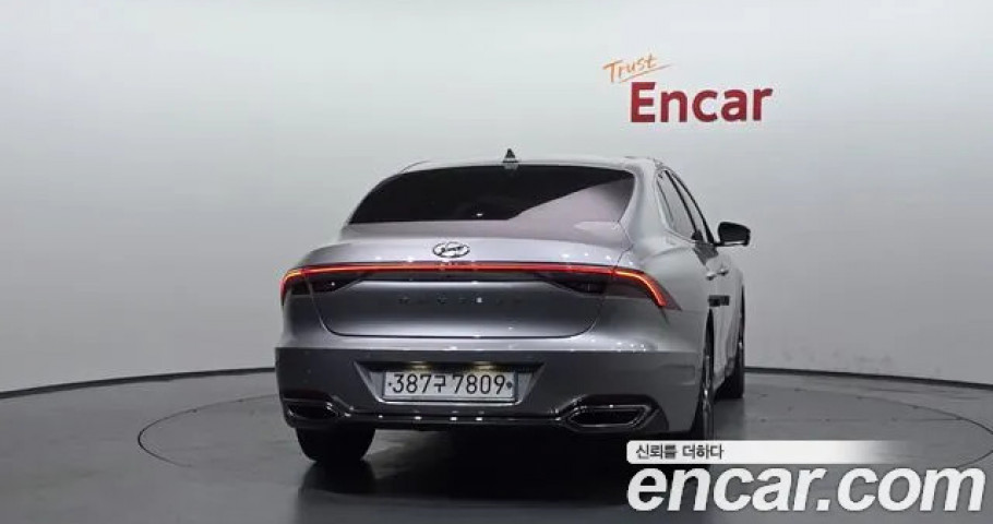 Hyundai Grandeur 