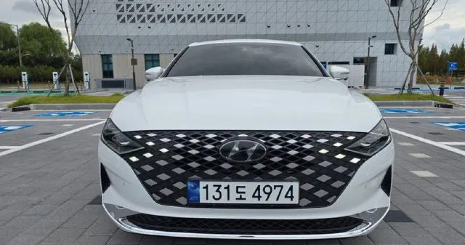 Hyundai Grandeur 