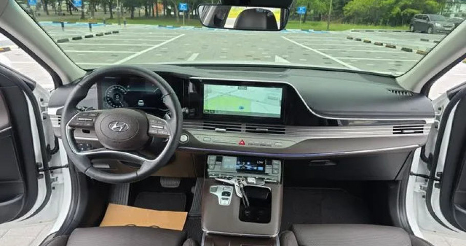 Hyundai Grandeur 