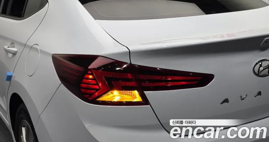 Hyundai Avante (Elantra) 