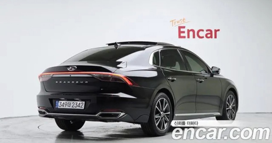 Hyundai Grandeur 