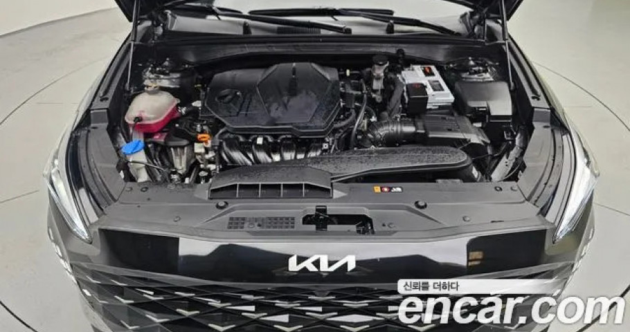 Kia K8 