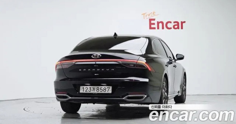 Hyundai Grandeur 