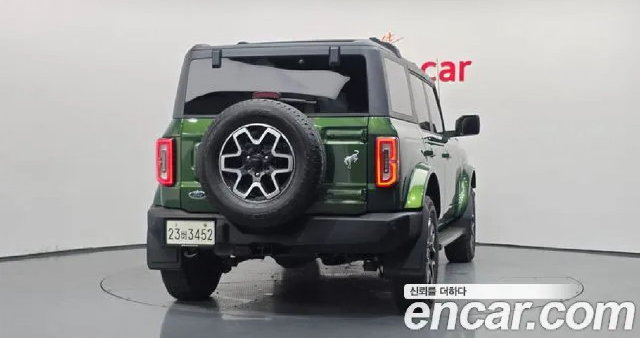 Ford Bronco 