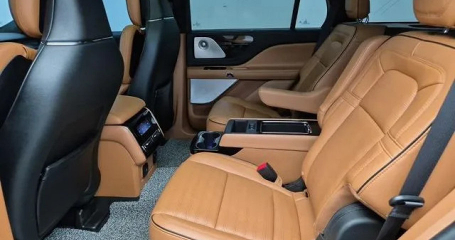 Lincoln Aviator 