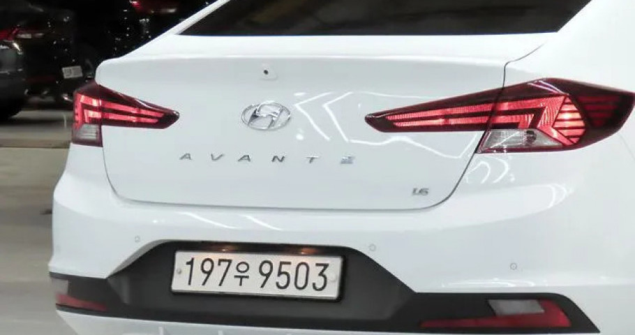 Hyundai Avante (Elantra) 