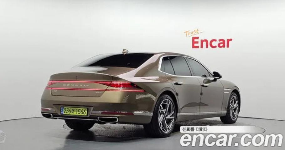 Genesis G90 