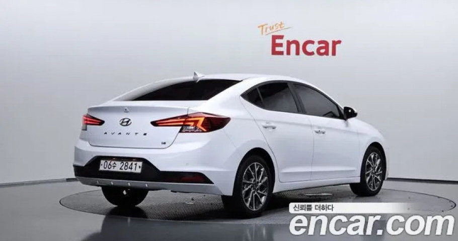 Hyundai Avante (Elantra) 