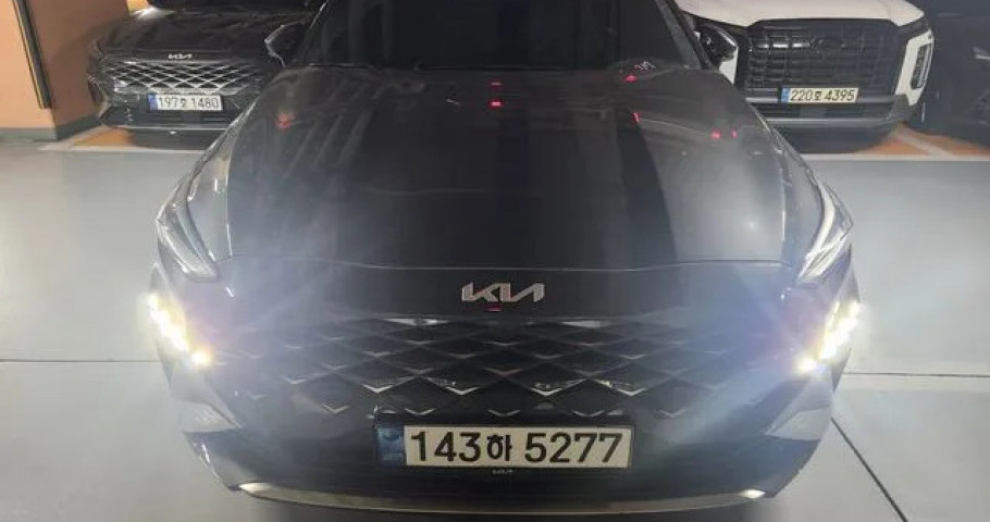 Kia K8 
