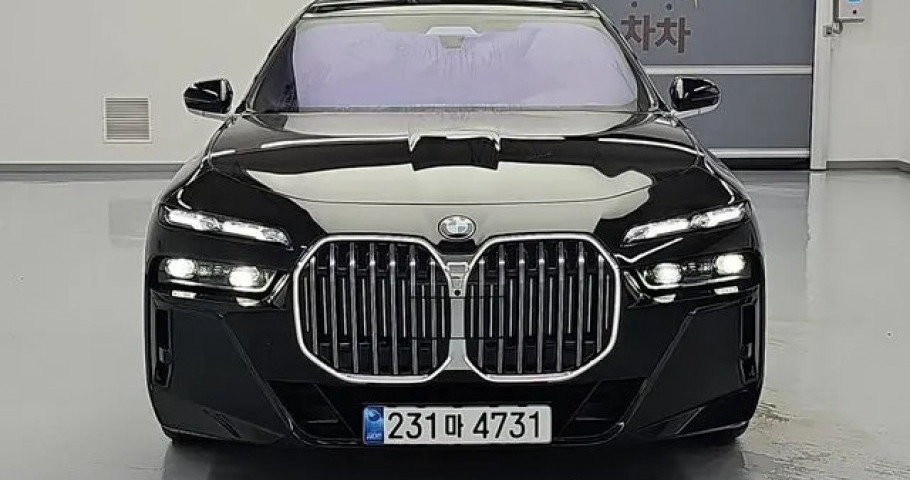 Bmw 7-Series 